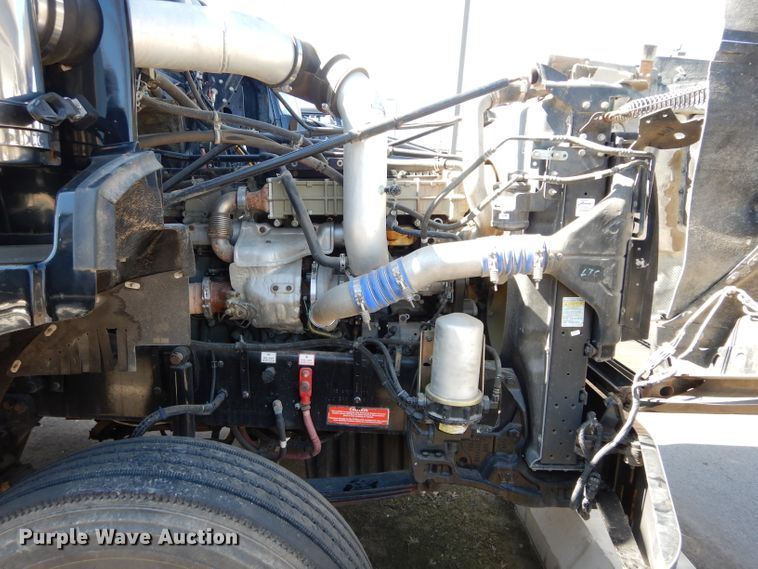 image for item GS9772 2013 Western Star 4900SB semi truck