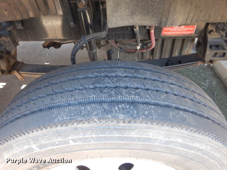 image for item GS9772 2013 Western Star 4900SB semi truck