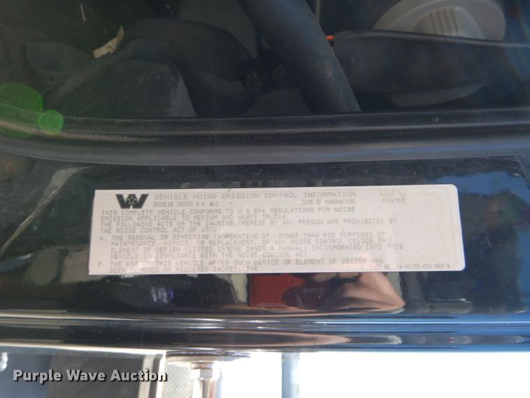 image for item GS9772 2013 Western Star 4900SB semi truck