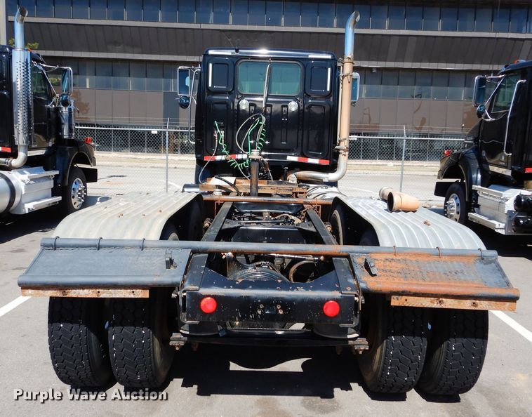 image for item GS9773 2013 Western Star 4900SB semi truck