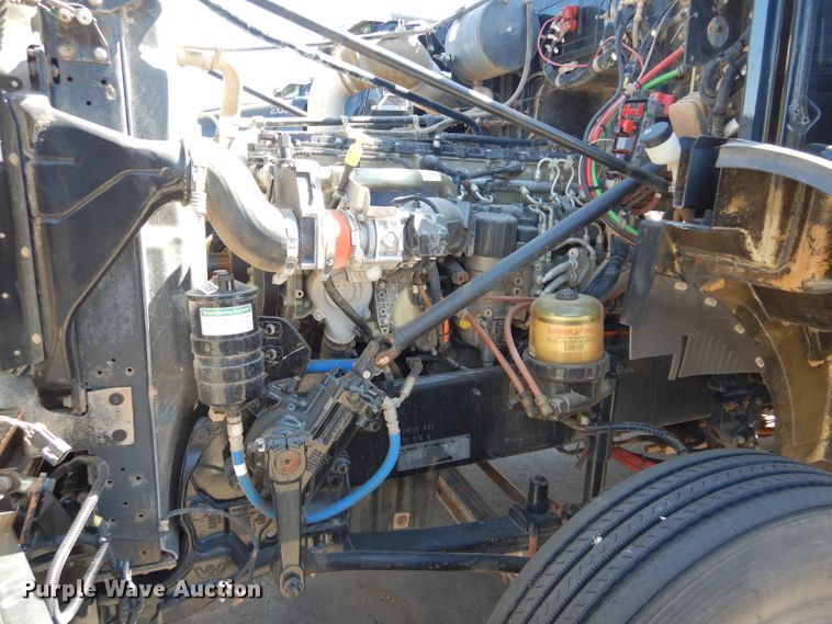 image for item GS9773 2013 Western Star 4900SB semi truck