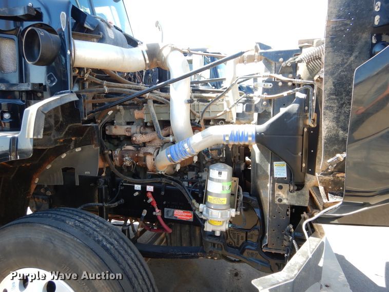 image for item GS9773 2013 Western Star 4900SB semi truck