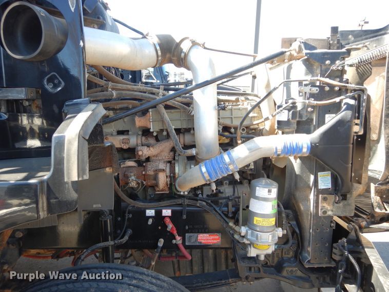 image for item GS9773 2013 Western Star 4900SB semi truck