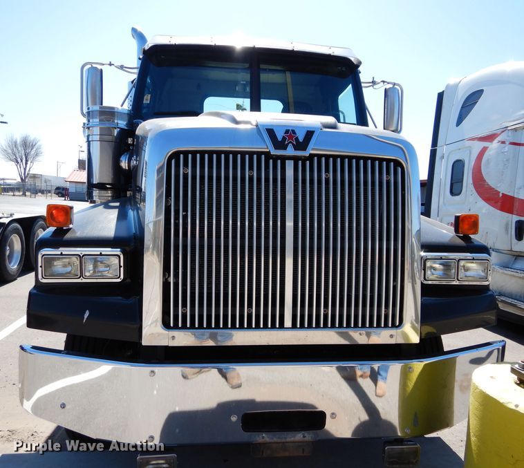 image for item GS9774 2013 Western Star 4900SB semi truck