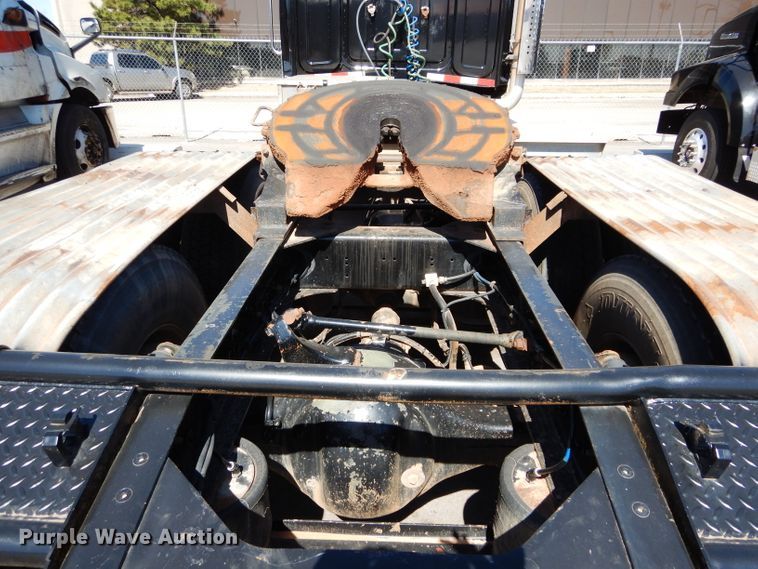 image for item GS9774 2013 Western Star 4900SB semi truck