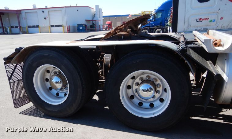 image for item GS9774 2013 Western Star 4900SB semi truck