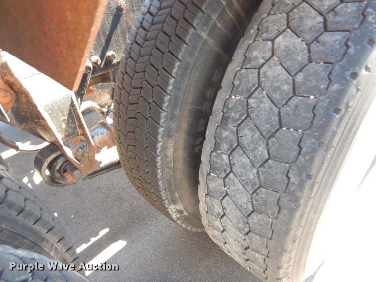 image for item GS9774 2013 Western Star 4900SB semi truck