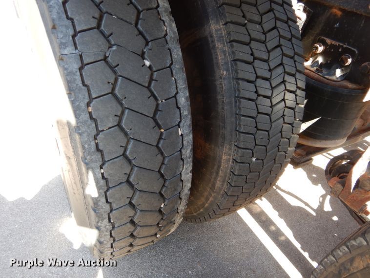 image for item GS9774 2013 Western Star 4900SB semi truck