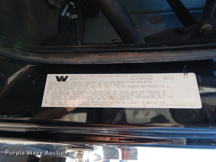 image for item GS9774 2013 Western Star 4900SB semi truck