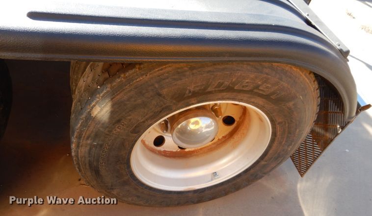 image for item GS9775 2016 Peterbilt 567 semi truck