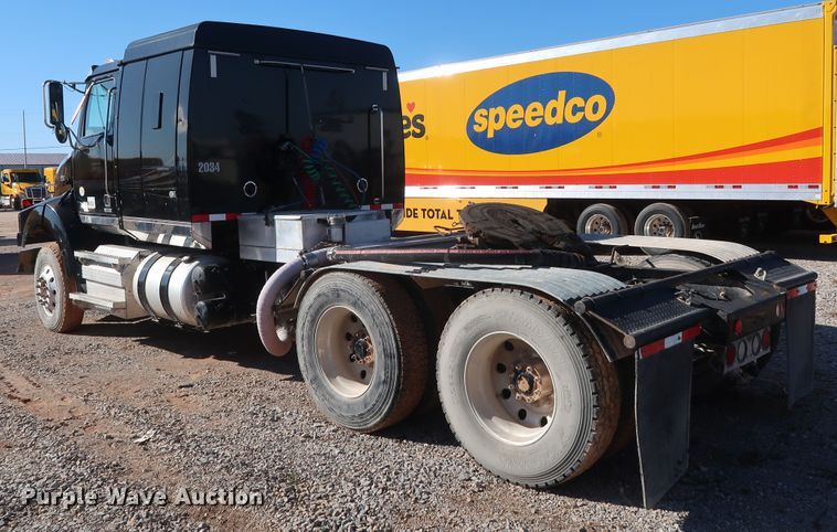 image for item GS9776 2013 Western Star 4900SB semi truck