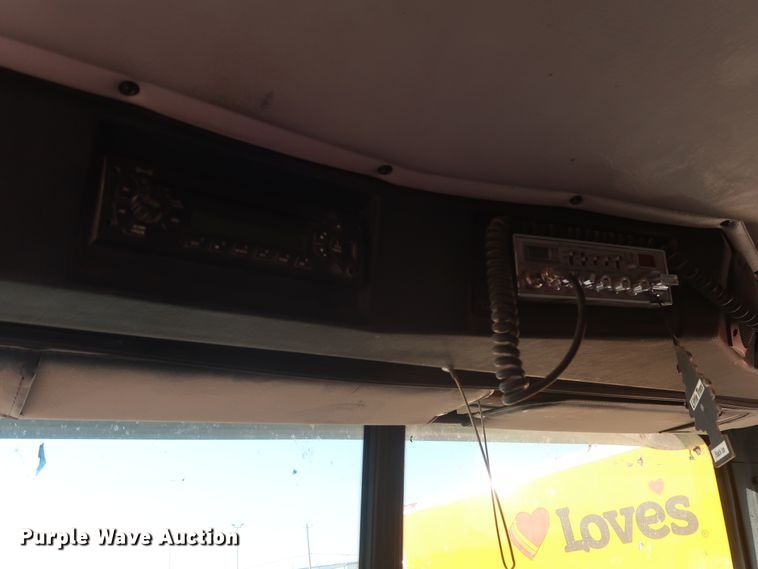 image for item GS9776 2013 Western Star 4900SB semi truck