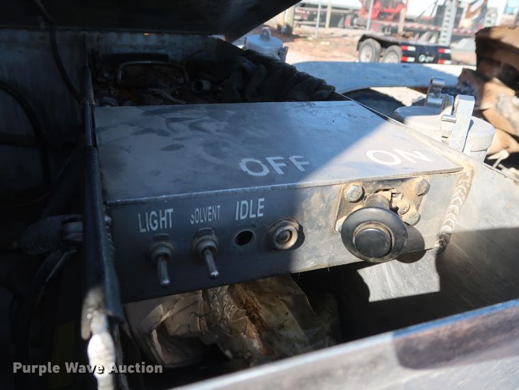 image for item GS9776 2013 Western Star 4900SB semi truck