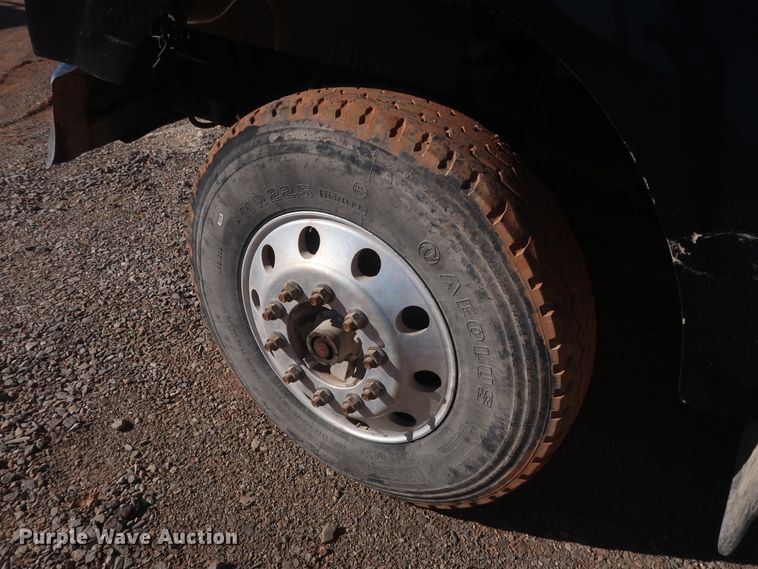 image for item GS9776 2013 Western Star 4900SB semi truck