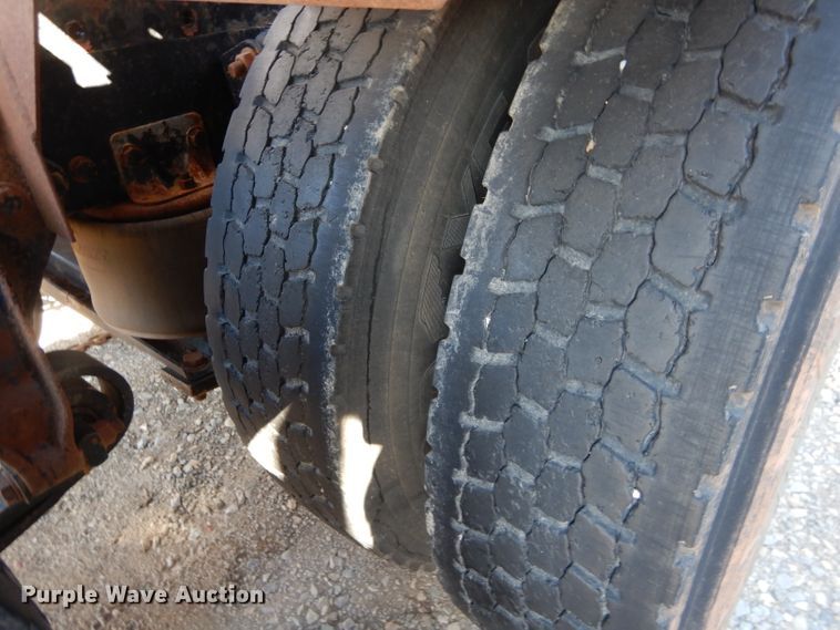 image for item GS9777 2014 Western Star 4900SB semi truck