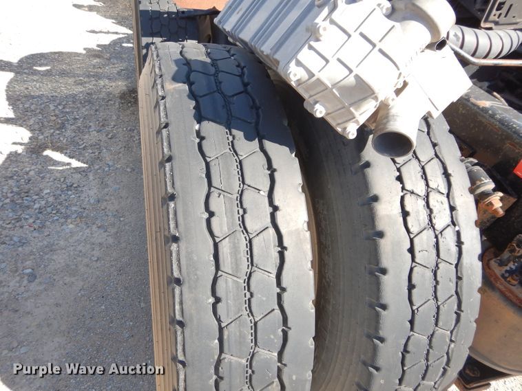 image for item GS9777 2014 Western Star 4900SB semi truck