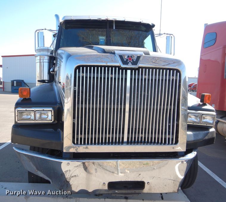 image for item GS9778 2013 Western Star 4900SB semi truck