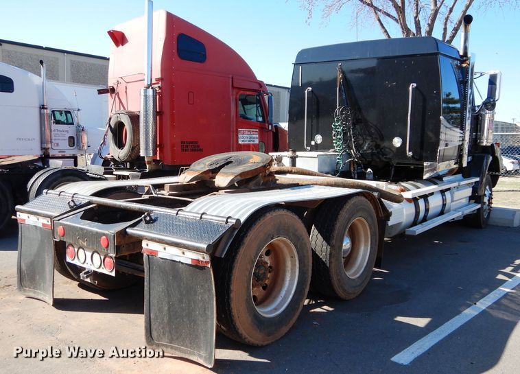 image for item GS9778 2013 Western Star 4900SB semi truck
