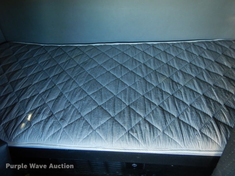 image for item GS9778 2013 Western Star 4900SB semi truck