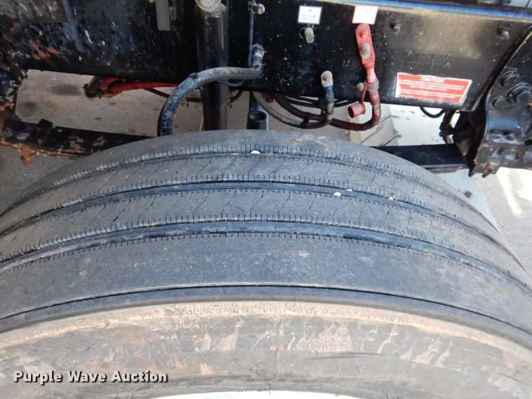 image for item GS9778 2013 Western Star 4900SB semi truck