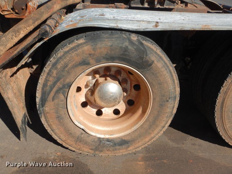 image for item GS9778 2013 Western Star 4900SB semi truck