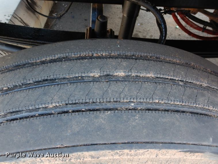 image for item GS9778 2013 Western Star 4900SB semi truck