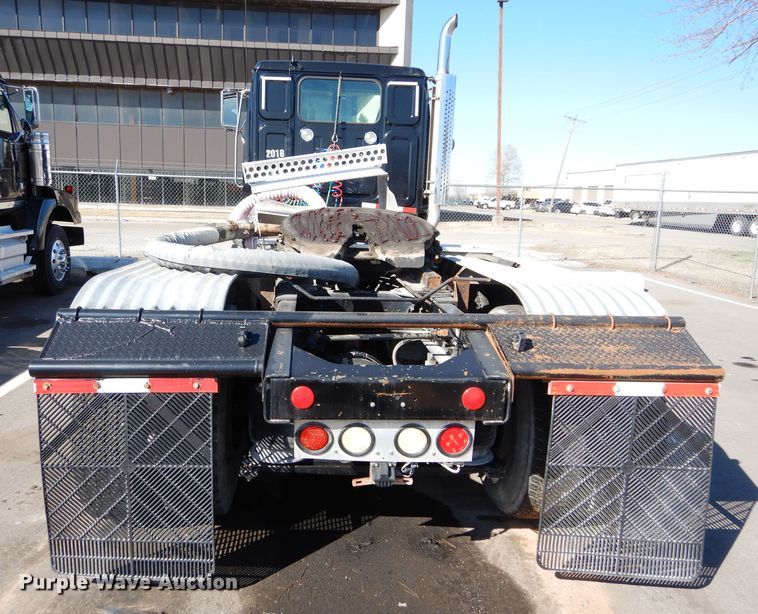 image for item GS9779 2013 Western Star 4900SB semi truck