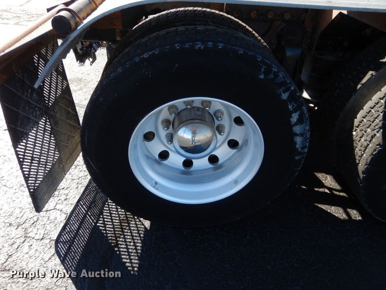 image for item GS9779 2013 Western Star 4900SB semi truck