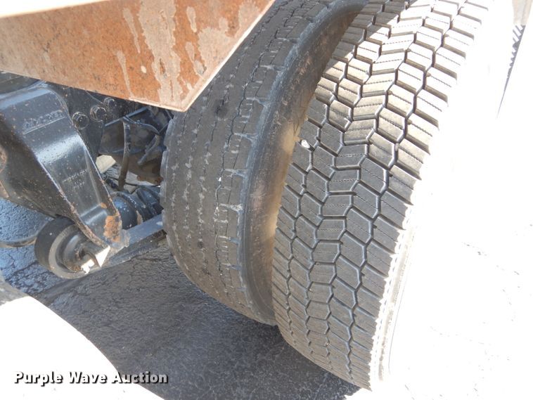 image for item GS9779 2013 Western Star 4900SB semi truck