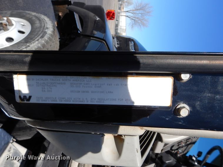 image for item GS9779 2013 Western Star 4900SB semi truck