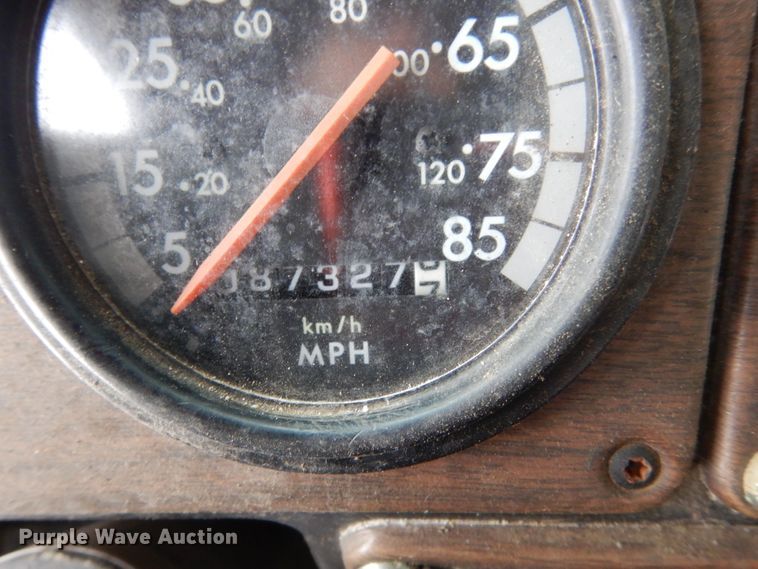 image for item GW9577 1995 Freightliner FLD semi truck