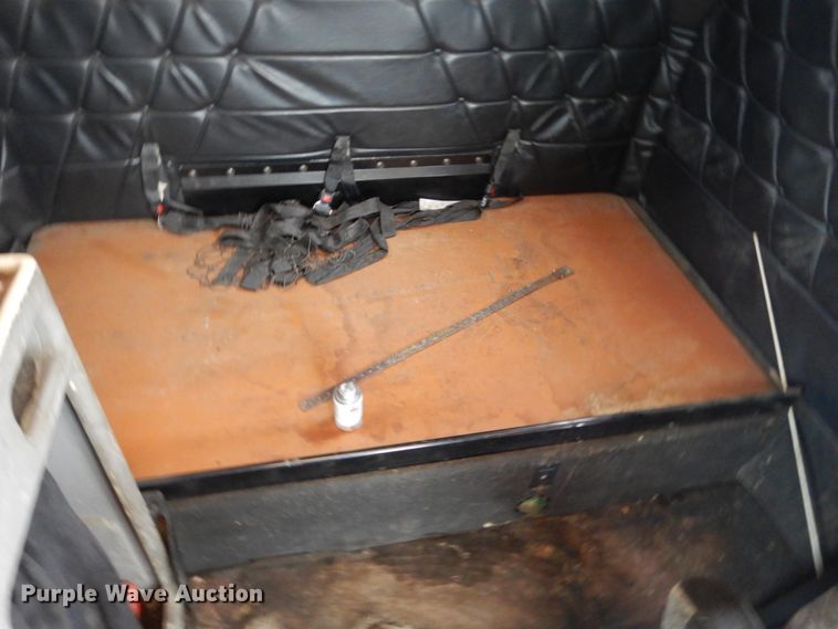 image for item GW9577 1995 Freightliner FLD semi truck