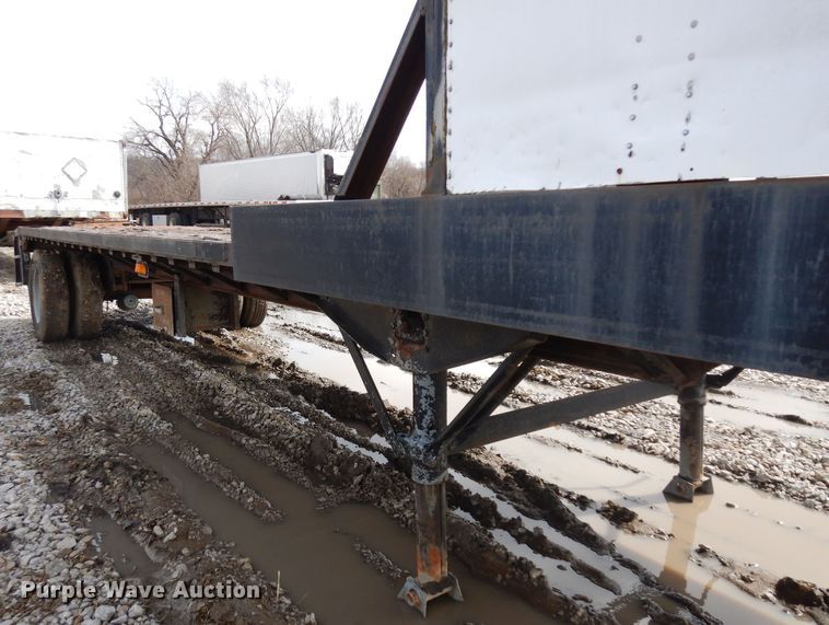 image for item GX9967 1991 Stoughton AVW345SWEDGE flatbed trailer