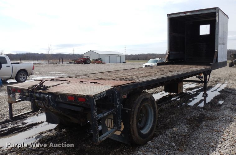 image for item GX9967 1991 Stoughton AVW345SWEDGE flatbed trailer