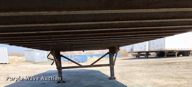 image for item H1322 1996 Wabash dry van trailer