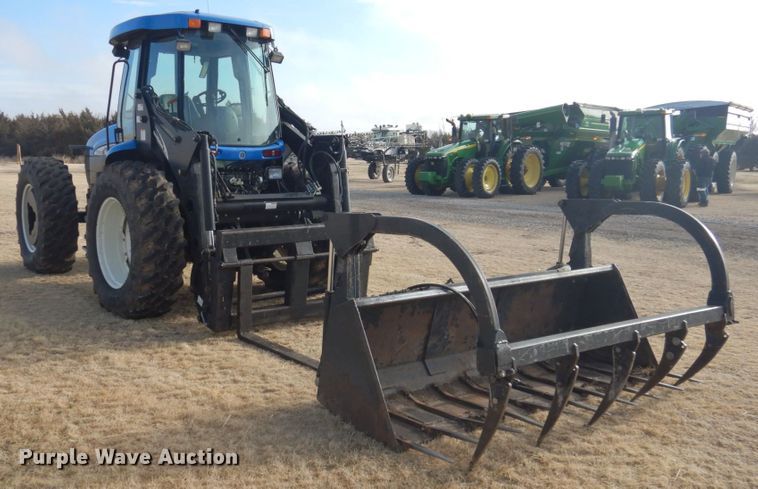 image for item DJ3009 2006 New Holland TV145 bi-directional 4WD tractor