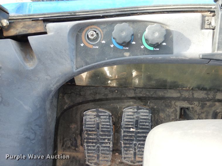 image for item DJ3009 2006 New Holland TV145 bi-directional 4WD tractor