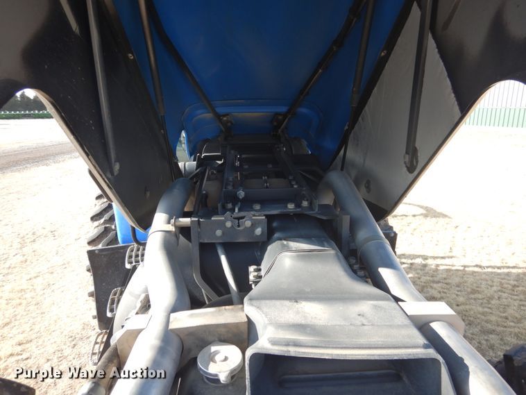 image for item DJ3009 2006 New Holland TV145 bi-directional 4WD tractor