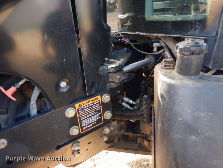 image for item DJ3009 2006 New Holland TV145 bi-directional 4WD tractor