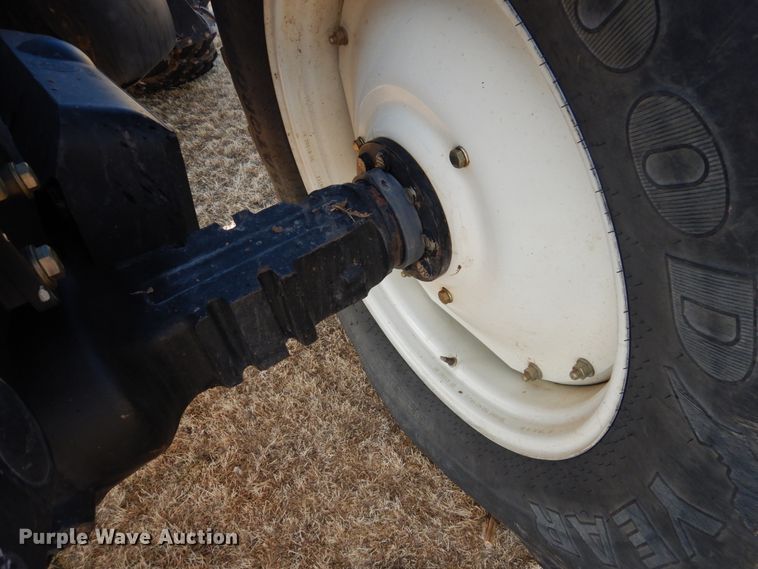 image for item DJ3009 2006 New Holland TV145 bi-directional 4WD tractor