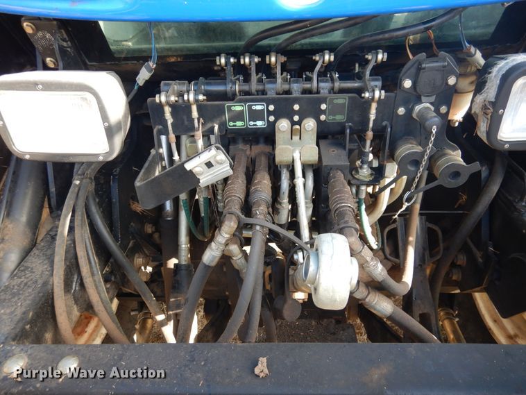 image for item DJ3009 2006 New Holland TV145 bi-directional 4WD tractor