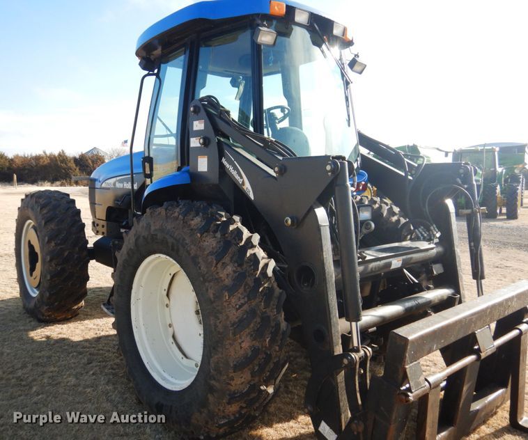 image for item DJ3009 2006 New Holland TV145 bi-directional 4WD tractor