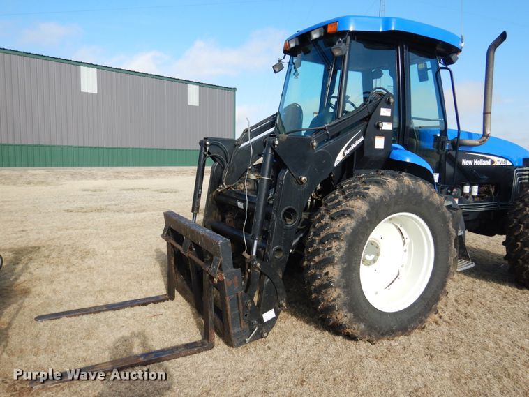 image for item DJ3009 2006 New Holland TV145 bi-directional 4WD tractor