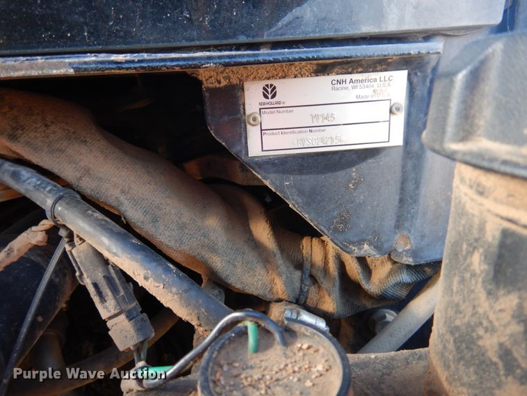 image for item DJ3009 2006 New Holland TV145 bi-directional 4WD tractor