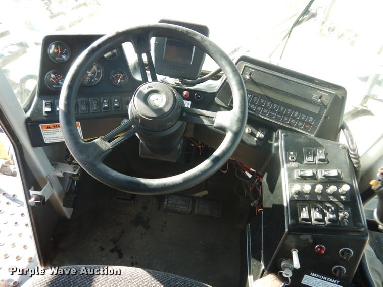 image for item DJ3011 AGCO SpraCoupe 4655 sprayer