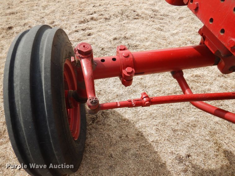 image for item DJ3012 International Farmall 656 tractor