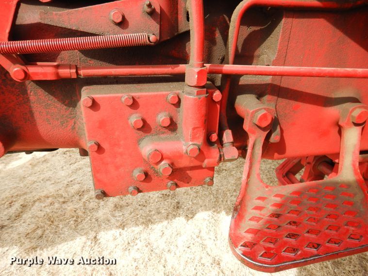 image for item DJ3012 International Farmall 656 tractor