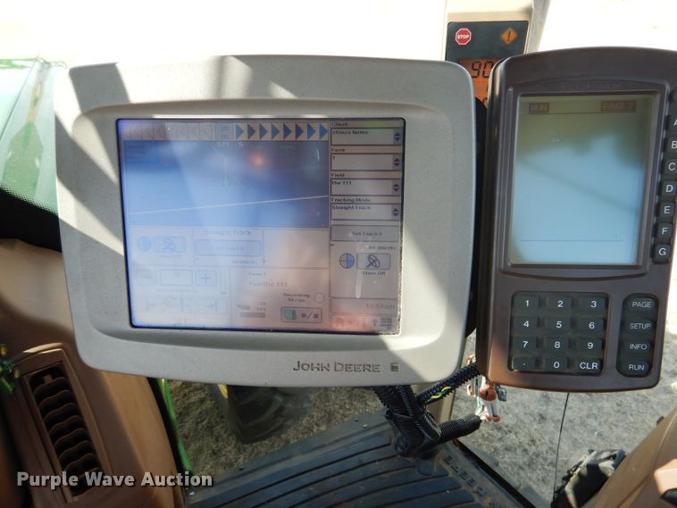 image for item DJ3013 2002 John Deere 8520 MFWD tractor