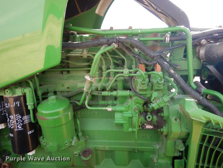 image for item DJ3013 2002 John Deere 8520 MFWD tractor