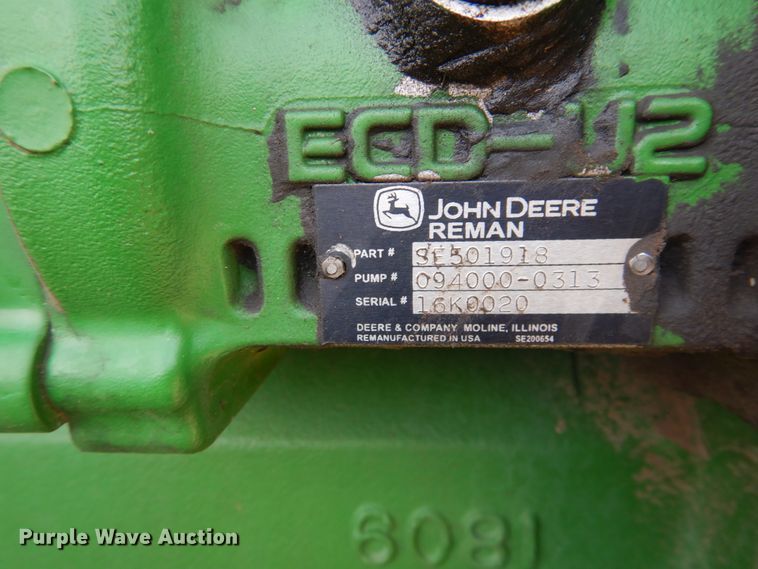 image for item DJ3013 2002 John Deere 8520 MFWD tractor
